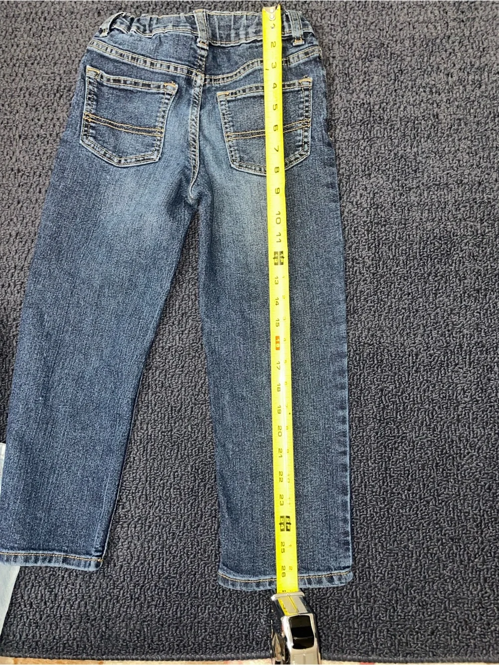 OshKosh B’gosh Boys Size 6 Jeans Lot of 2 Classic Denim Pants Light & Dark Wash